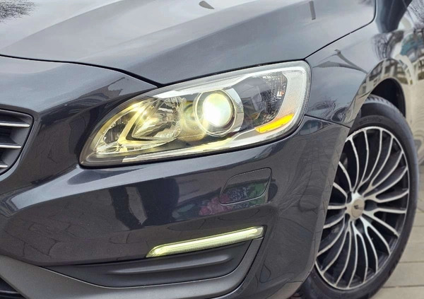 Volvo V60 cena 41900 przebieg: 192000, rok produkcji 2013 z Urzędów małe 562